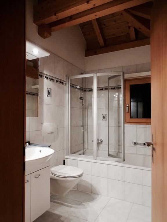 Ferienhaus Gruener Heinrich Andermatt Bagian luar foto