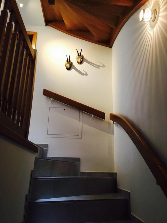 Ferienhaus Gruener Heinrich Andermatt Bagian luar foto